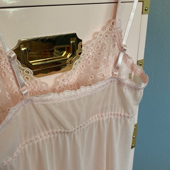 NWT Small Hanky Panky Blushing Pink Delicate Lace Eyelet Slip Lingerie MSRP $115 - Picture 6 of 17